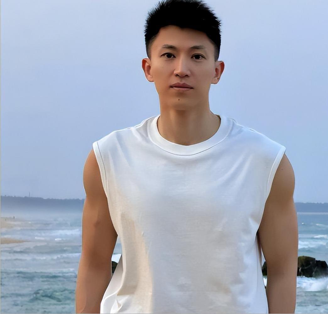 Kaiyun中国官网-身家过亿,打了20年拿5冠,他是CBA现役常青树,已为退役铺好路